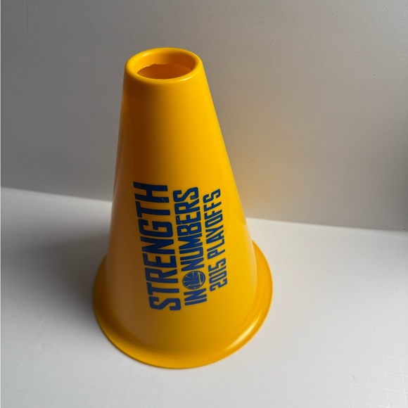 Golden State Warriors 2015 Playoff Loud Blow Horn
Strength In Numbers - Picture 2 of 4